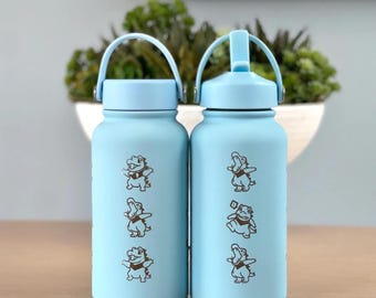 Totodile Water Bottle Engraved Coffee Tumbler with Mystery Dungeon Scarf, Johto Legends ZA Starter Waterbottle Travel Mug, Anime Fan Gift