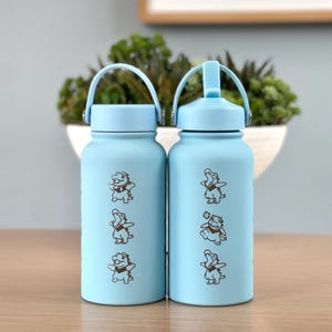Totodile Water Bottle Engraved Coffee Tumbler with Mystery Dungeon Scarf, Johto Legends ZA Starter Waterbottle Travel Mug, Anime Fan Gift