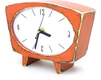 Orange Desk Clock NO TICKING, Wood Tabletop Clock in 60s Vintage Style, Unique Mantel Clock, Autumn Pumpkin Halloween decor, Xmas gift ideas