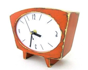 Orange Wood Desk Clock, Tangerine Wooden Tabletop Clock in Vintage Style, Autumn Pumpkin Halloween decor, Christmas gift ideas