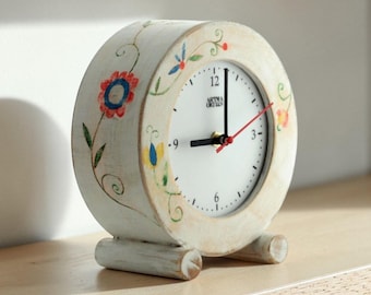 Handmade Wooden Desk Clock with Flowers, Folk Style, Silent