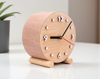 Eco Wooden Desk Clock: Silent, Small, Natural Home Decor