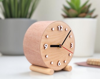 Small Wooden Desk Clock: Natural Circle Table Clock Minimalist Home Decor Gift