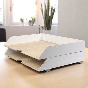 Organizador de mesa grande para papel A3, empilhável, em madeira compensada.