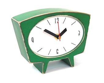 Desk Clock Silent | Green Handmade Wooden Table Clock | 60s Vintage Style Decor | Birthday Gift Idea | Eco Friendly Gift for Dad