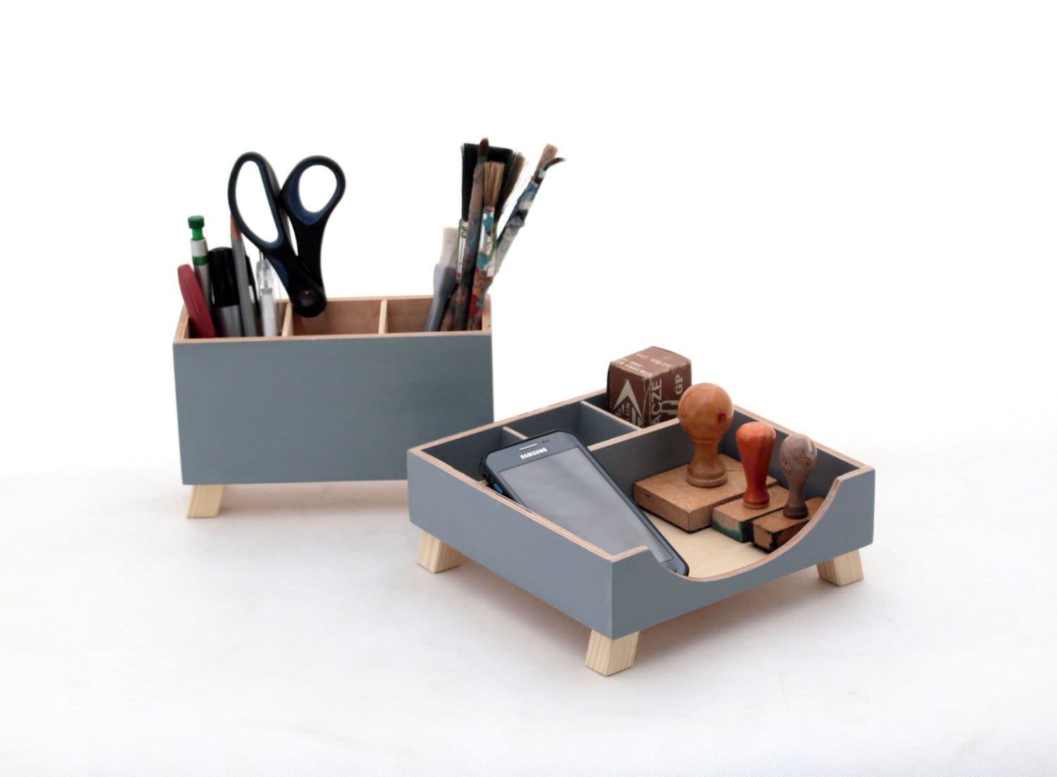 Organisateur de Bureau Gris, Ensemble en Bois, Organisateur Gris Par Artma Studio, Centre Bureau, Po