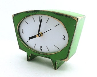 Green Clock Wood Table, Mantle clock in Vintage style, Handmade Wedding gift, NO TICKING / Silent movement, Green home decor for Mothers day