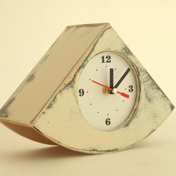 Clock white Bujaczek