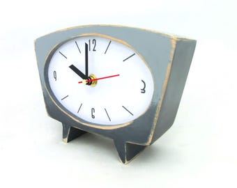 Table Clock Gray , Grey Ombre clock, NO TICKING Shaded clock in Vintage style, Silent / Quiet Desk Wood  clock for office decor, Xmas gift