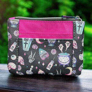 Monedero con tarjetero espeluznante / Tarjetero con estampado fantasma / Monedero con cremallera / Accesorios góticos kawaii / Minicartera de piel sintética / Hecha a mano
