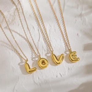 Colar com Inicial Dourada - Pingente com 26 Letras Inglesas - Gargantilha com Banhado a Cobre e Ouro - Colar com Letras Personalizadas