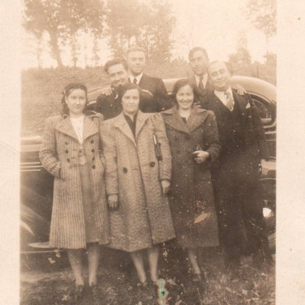 Found Photo, Guys and Dolls, Old Cars, Vintage Photograph, Black and White Photograph, Found Photograph, Mixed Media, Junk Journal, Photo