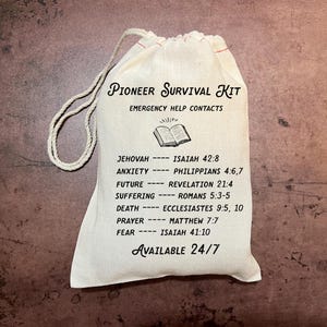 JW Gift Bags - Pioneer School - Pioneer Survival Kit - Pioneer Gifts - Pioneer gift Bags - Pioneer School Graduation - English and Spanish