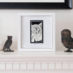 INKTOBER #3 miniatuur schilderij van een grote grijze uil