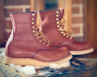 Vintage Red Wings 708 (circa 1970) **RARE** New in Box