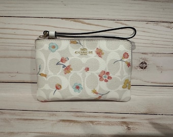 Vintage Coach 7219 Red Leather Multi Function Purse Mini Wallet