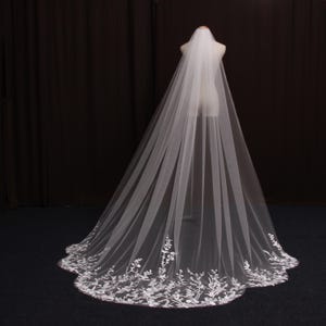 V10 / Velo da sposa a cattedrale. Velo da sposa in pizzo smerlato. Velo lungo in morbido tulle. Elegante velo con bordo in pizzo. Accessori da sposa fatti a mano