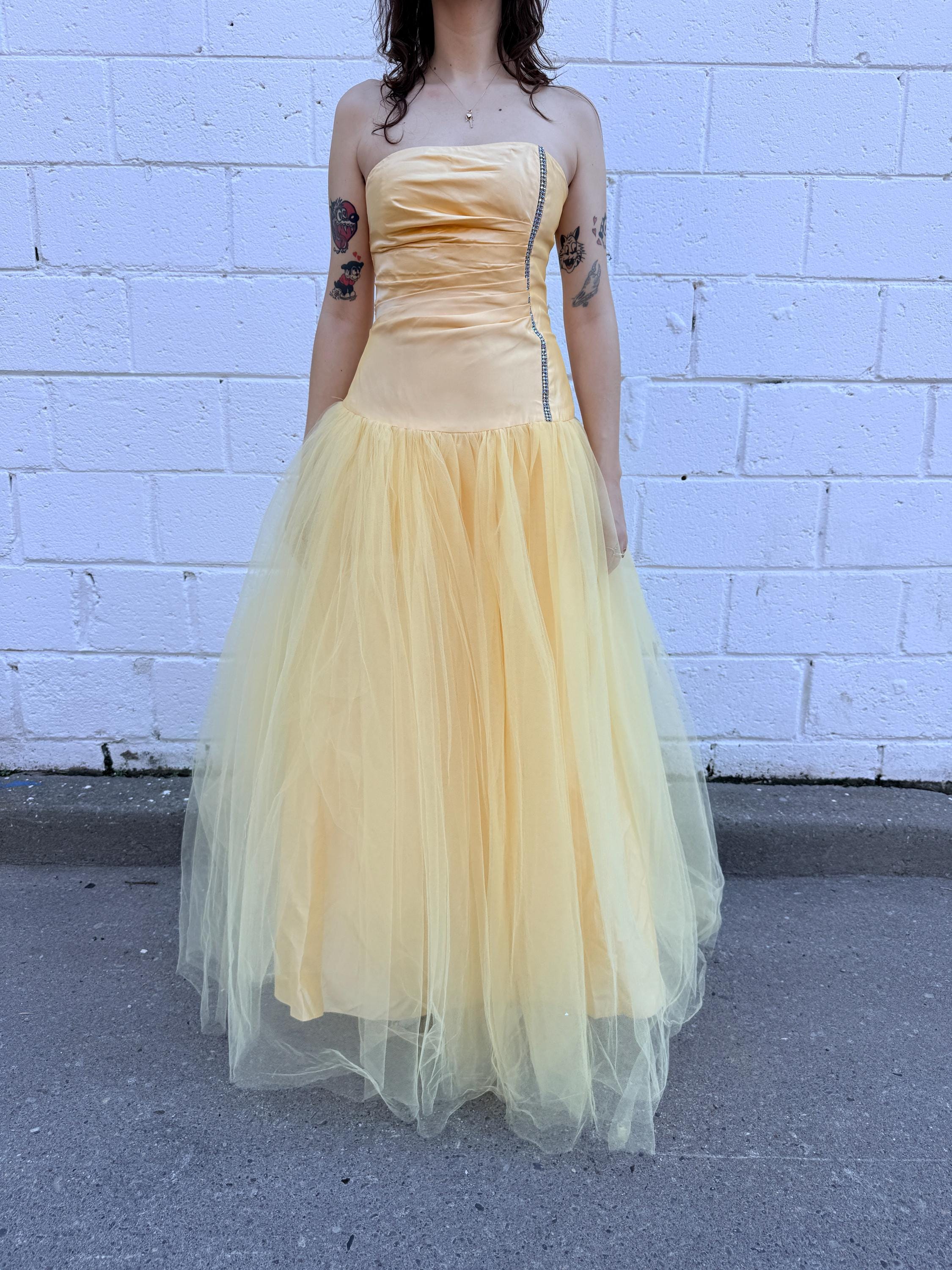 black and gold long sleeve sequin dress Dark Green One Shoulder Long Sleeve Prom Dress Sequins With Slit main image 0
