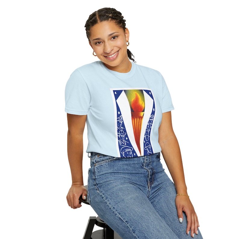 United for Victory T-Shirt | WWII V for Victory image 5