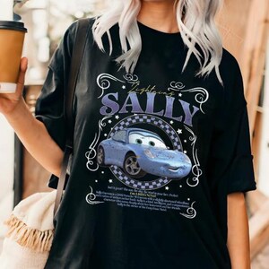 Puede incluir: Un juego de tres tazas de cer&aacute;mica con un acabado mate moteado. Las tazas son en tonos crema, gris claro y gris oscuro. Cada taza tiene un dise&ntilde;o simple y minimalista, ideal para caf&eacute; o t&eacute;.