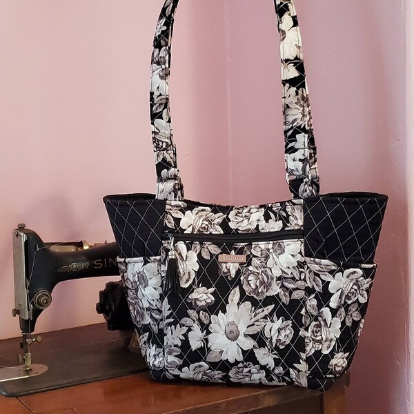 Black and White Floral Quilted Handbag