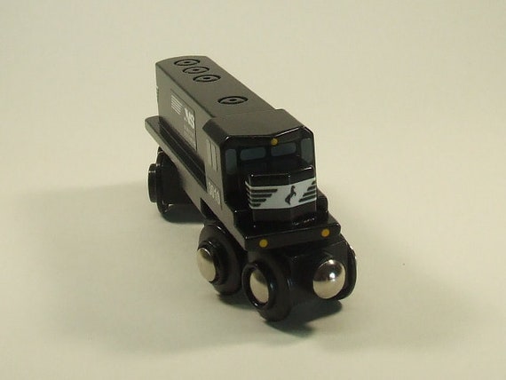 Norfolk Southern Gp40 Locomotive Etsy Norfolk Southern Gp40 Locomotive Etsy
