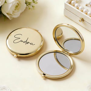 名入れコンパクトミラー、刻印入りポケットミラー、ブライズメイドのウェディング記念品、ブライズメイドギフト、母へのギフト