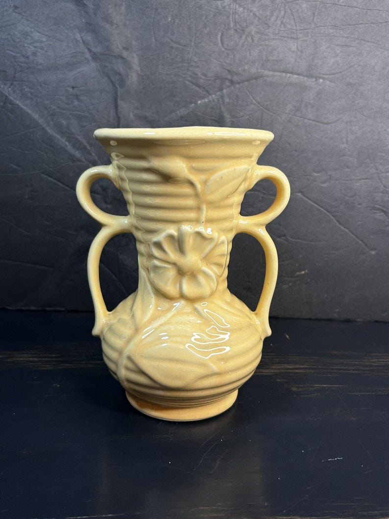 Vintage Shawnee USA Double Handle Vase