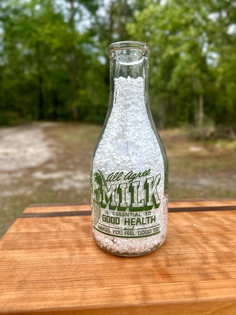 1944 Vintage Harms Dairy Oakhurst Farm Savannah GA Quart Milk Bottle Green ACL Family Graphic