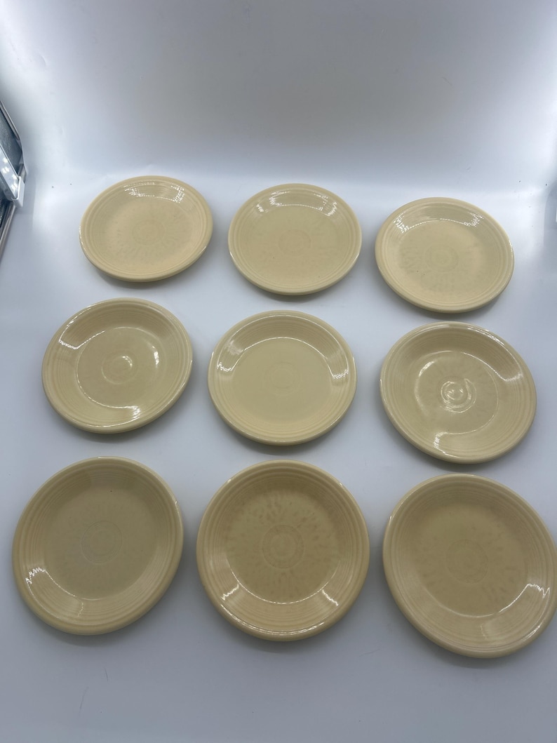 Vintage Fiestaware Dinner Plates Set of 9 Ivory Yellow Fiesta Homer Laughlin USA Vintage 10.5” Plates Mid Century Tableware