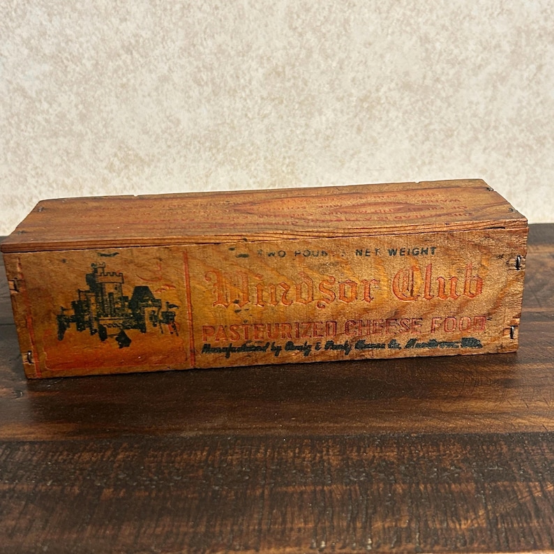 Antique Windsor Club Cheese Box Wisconsin Dairy Advertising Primitive Wooden Crate Rustic