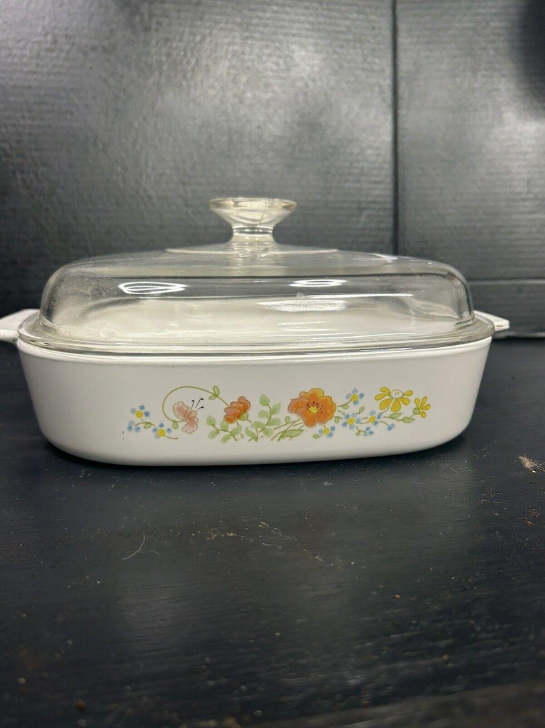 CorningWare Wildflower Casserole A-2-B 2.5L Pyrex Lid 1977 Floral Bakeware Vintage Kitchen Dish