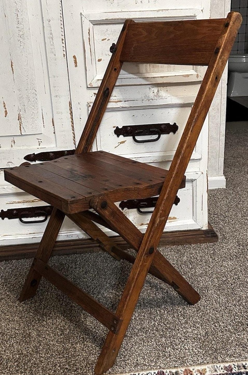 Vintage Solid Oak Folding Chair Vintage Wooden Slat Seat Rustic Farmhouse Primitive Decor Compact Collapsible Wood Chair zdjęcie 1