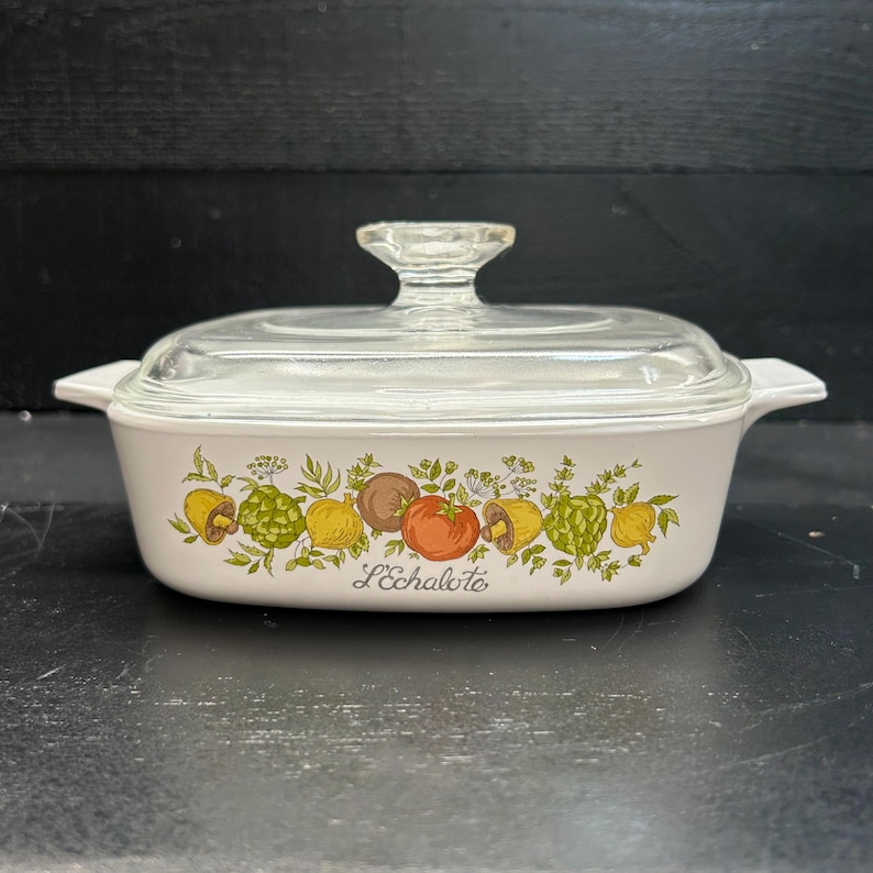 Vintage CorningWare Spice of Life (L'Echalote) 1 Qt Covered Casserole Dish with Pyrex Lid