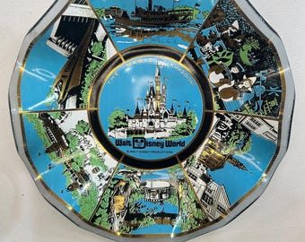 Vintage 1970s Walt Disney World Cinderella Castle Souvenir Plate, Magic Kingdom Glass Collector Dish