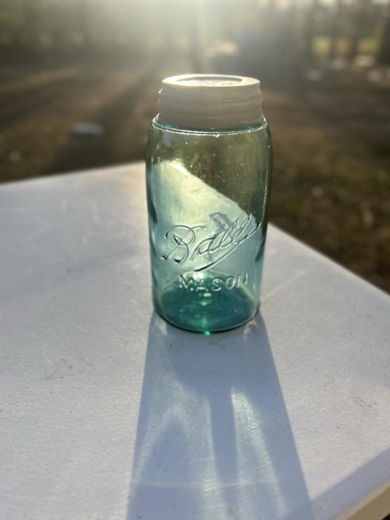 Antique Ball Triple-L MASON Quart Aqua Glass Mason Jar Seed Bubbles Zinc Lid 1900-1910