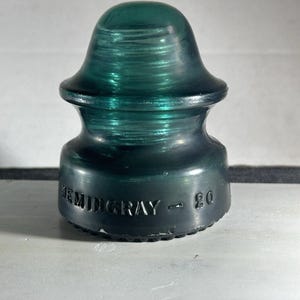 Rare vintage Matte Green & Black Swirl Hemingray No. 20 Insulator – Made in USA – Power Line Glass Collectible – Uncommon Color Combo