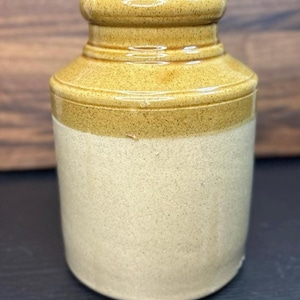 C.B. Skey Stoneware Jar – Antique English Farmhouse Crock, Salt-Glazed Tan Pottery (late 1800s–early 1900s)