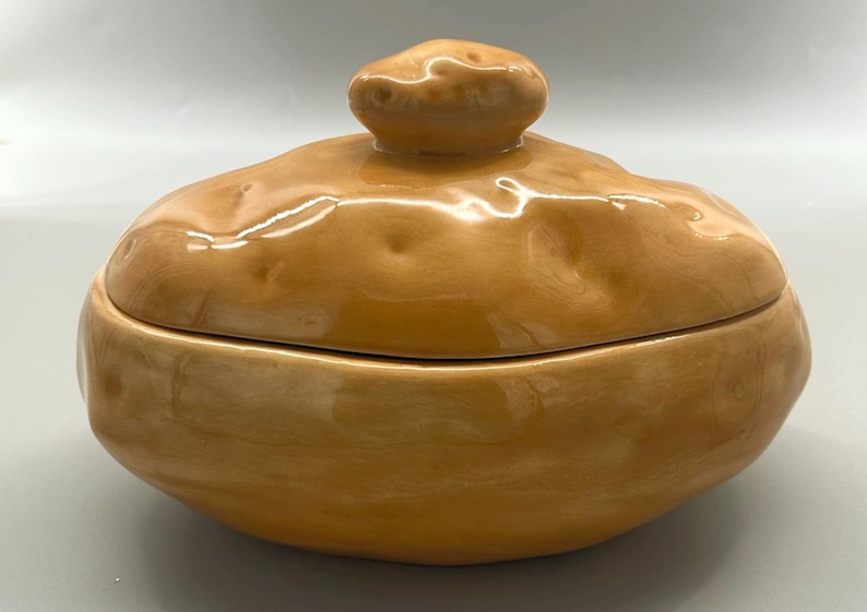 Atlantic Mold Potato Form Covered Dish