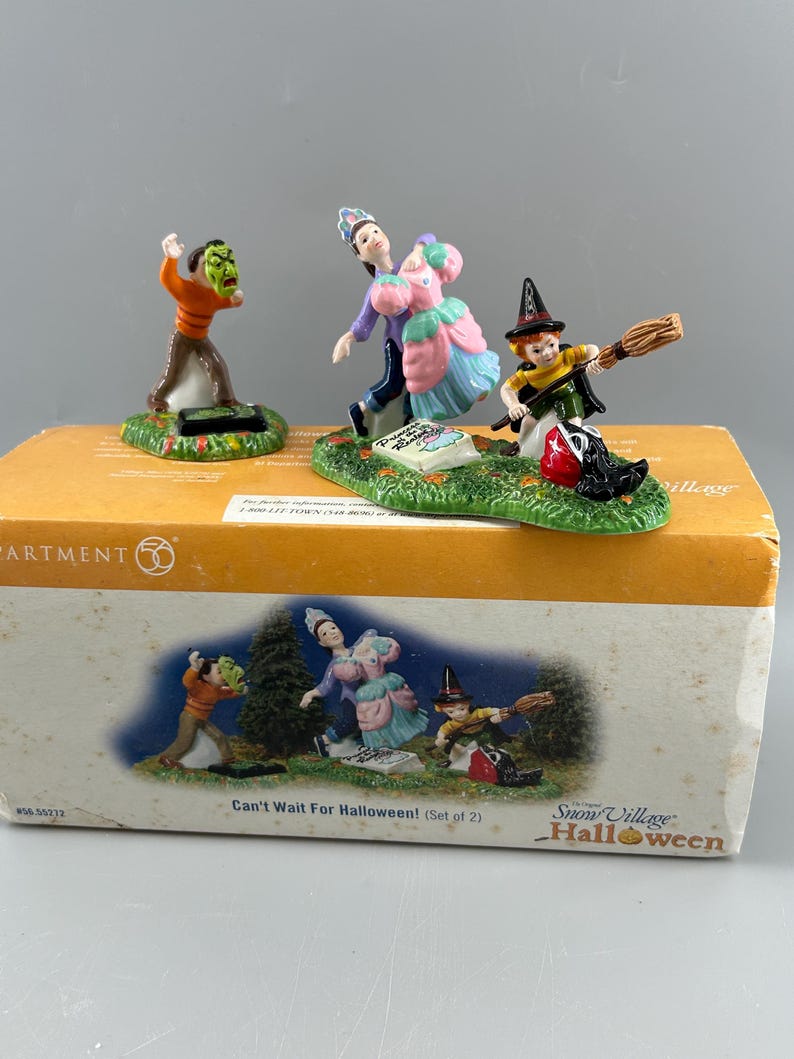 Department 56 Can’t Wait for Halloween 55272 Retired 2004 Snow Village Halloween Figurines 2 Piece Set Original Box