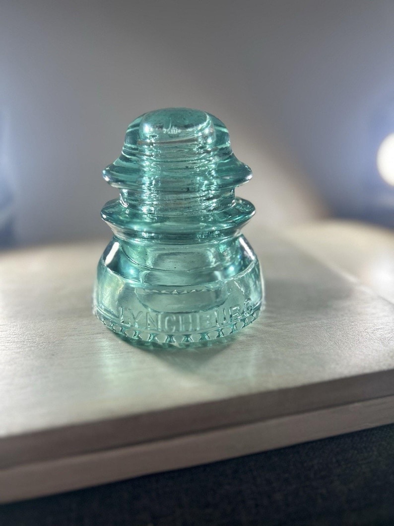 Antique Lynchburg No. 44 Ice Blue Insulator CD 154 Sharp Dual Embossing 1923-1925 Lynchburg VA