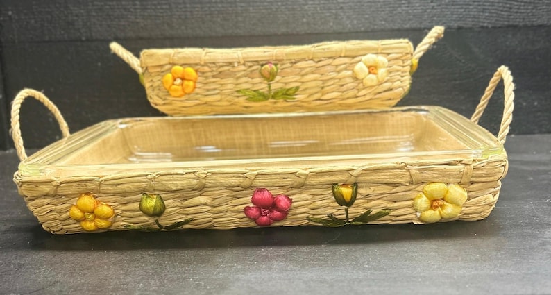 Vintage Pyrex Wicker Casserole Set 2 Sizes Large Includes Pyrex Dish Floral Basket Holders Bakeware