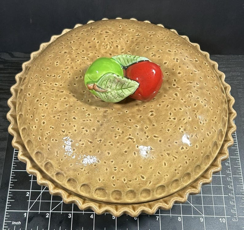 Vintage Ceramic Apple Pie Keeper