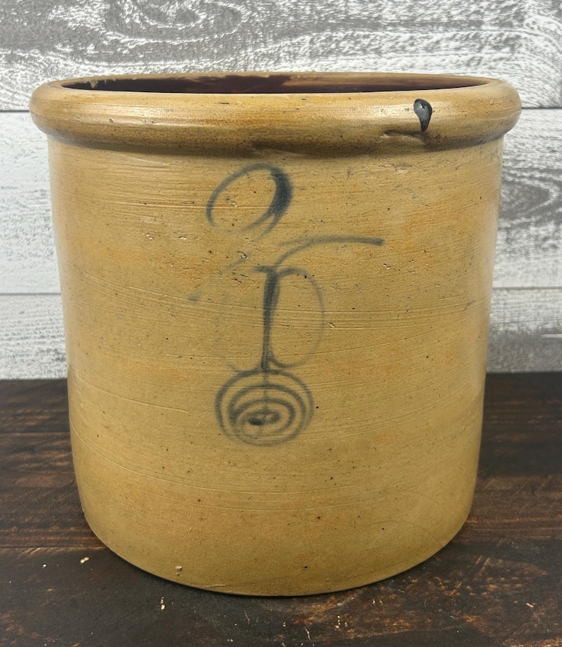 Red Wing 2 Gallon Crock