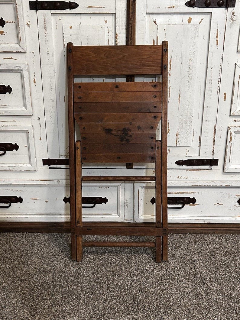 Vintage Solid Oak Folding Chair Vintage Wooden Slat Seat Rustic Farmhouse Primitive Decor Compact Collapsible Wood Chair zdjęcie 5