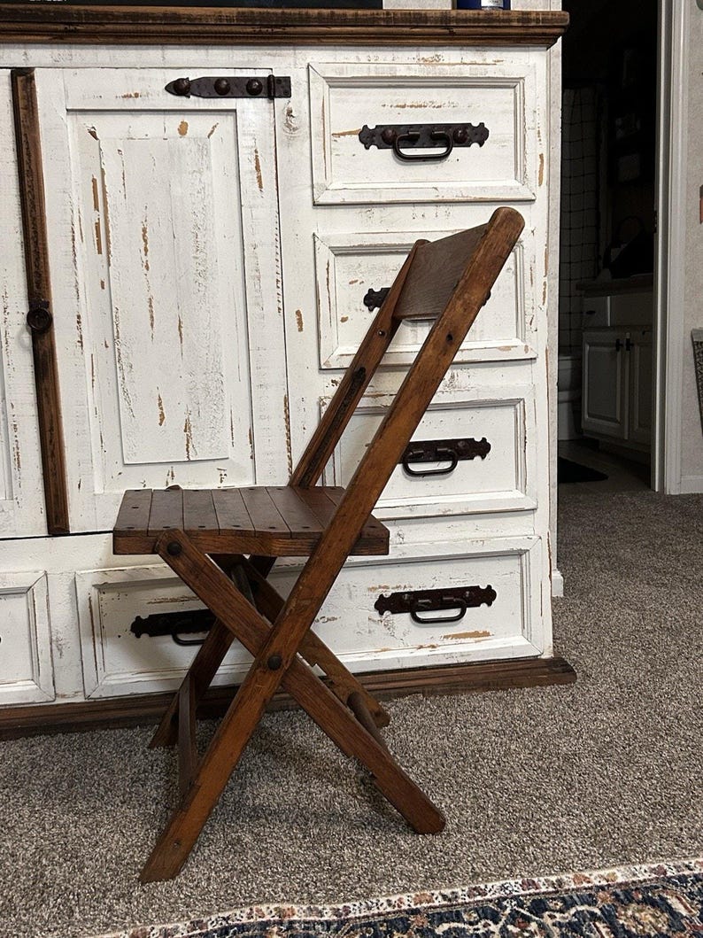 Vintage Solid Oak Folding Chair Vintage Wooden Slat Seat Rustic Farmhouse Primitive Decor Compact Collapsible Wood Chair zdjęcie 3