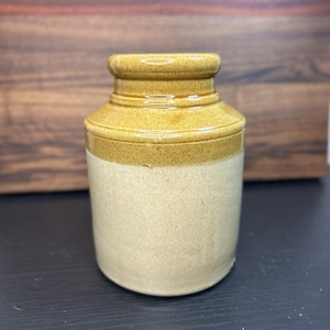 Gorgeous Antique Stoneware Pottery Jar Crock C&B Skey Tamworth 1800s England. Rustic home decor. In great condition! Small handmade pottery