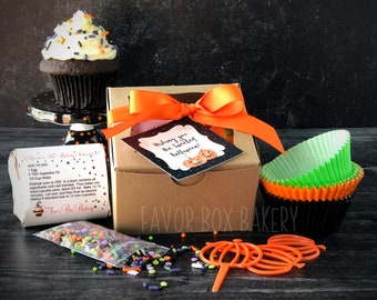 Halloween Baking Kit | DIY Cupcake Kit | Halloween Family Gift | Personalized Halloween Gift | Trick or Treat Gift | DIY Baking | Kid Gift