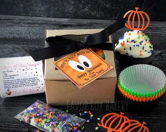 Halloween Baking Kit | DIY Cupcake Kit | Halloween Family Gift | Personalized Halloween Gift | Trick or Treat Gift | DIY Baking | Kid Gift