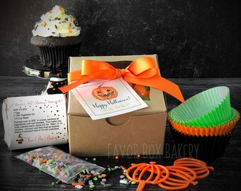 Halloween Baking Kit | DIY Cupcake Kit | Halloween Family Gift | Personalized Halloween Gift | Trick or Treat Gift | DIY Baking | Kid Gift